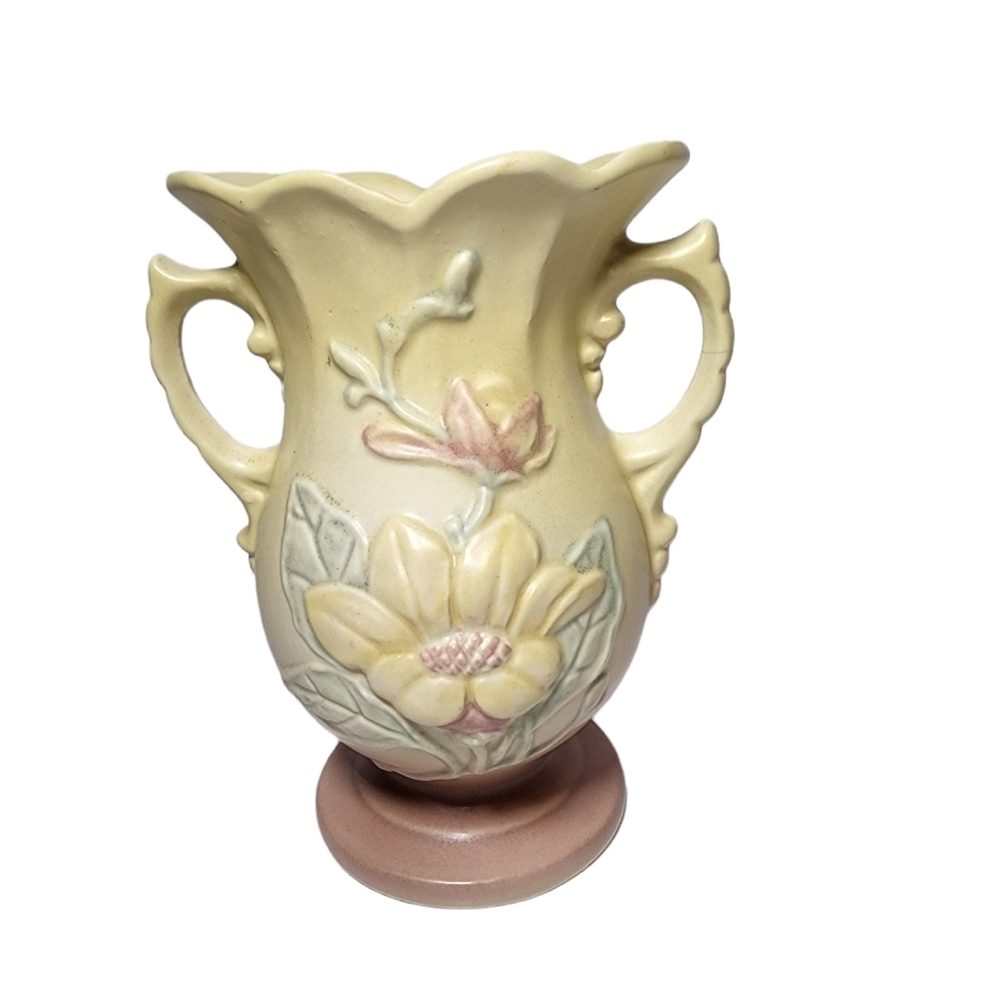 Vintage HULL Art Pottery 2 handle MAGNOLIA Vase 11-6 Mark